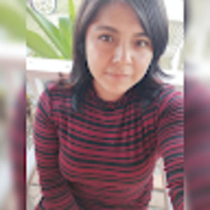 Meet your Posher, Dalia azucena